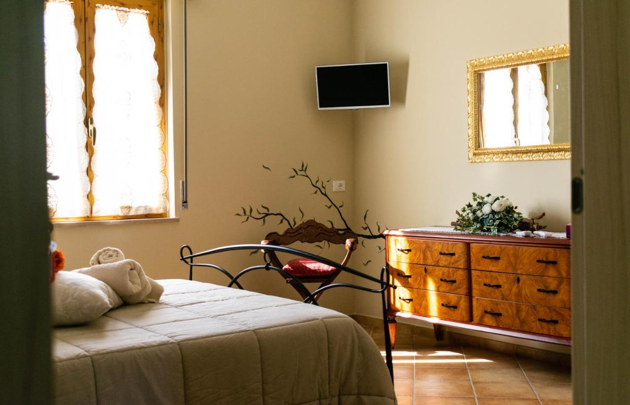 La Casa Del Nonno Bed and Breakfast Spoltore Buitenkant foto