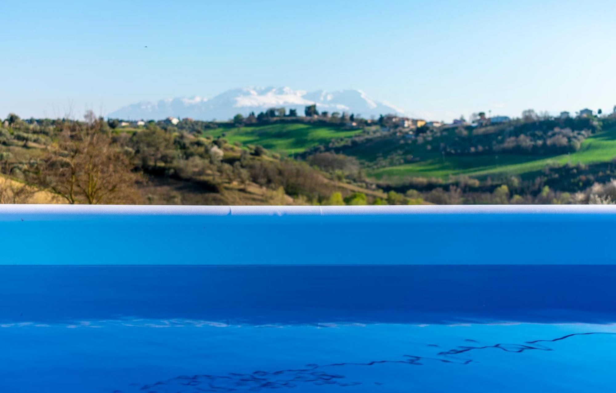 La Casa Del Nonno Bed and Breakfast Spoltore Buitenkant foto
